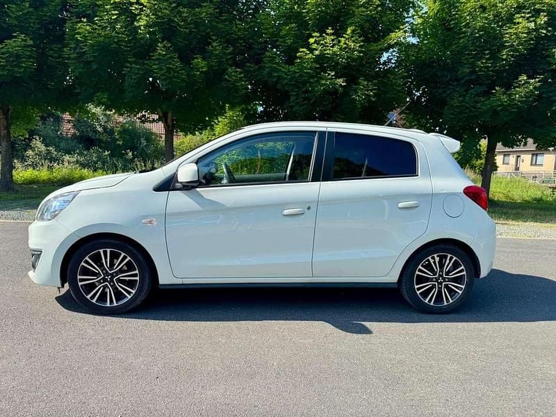 Gebraucht Mitsubishi Space Star 71 PS (52 kW) 2016 Weiß Kleinwagen