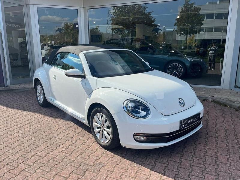Weiß Gebraucht 2014 VW Beetle Design Cabrio | 15.900 € (Etwas zu teuer) - Bild 1/4