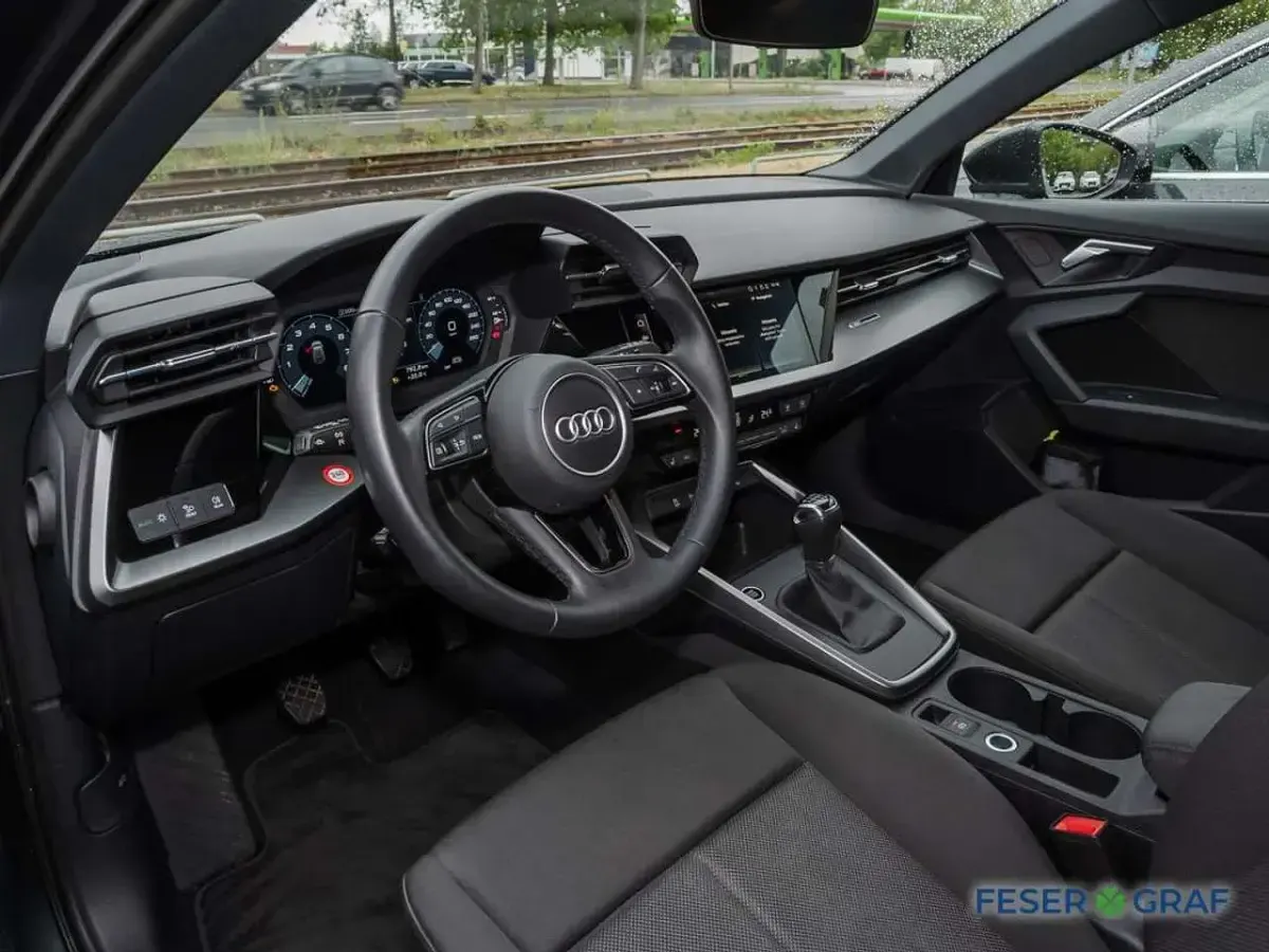 Gebraucht Audi A3 Advanced 150 PS (110 kW) 2022 Manhattangrau metallic Limousine
