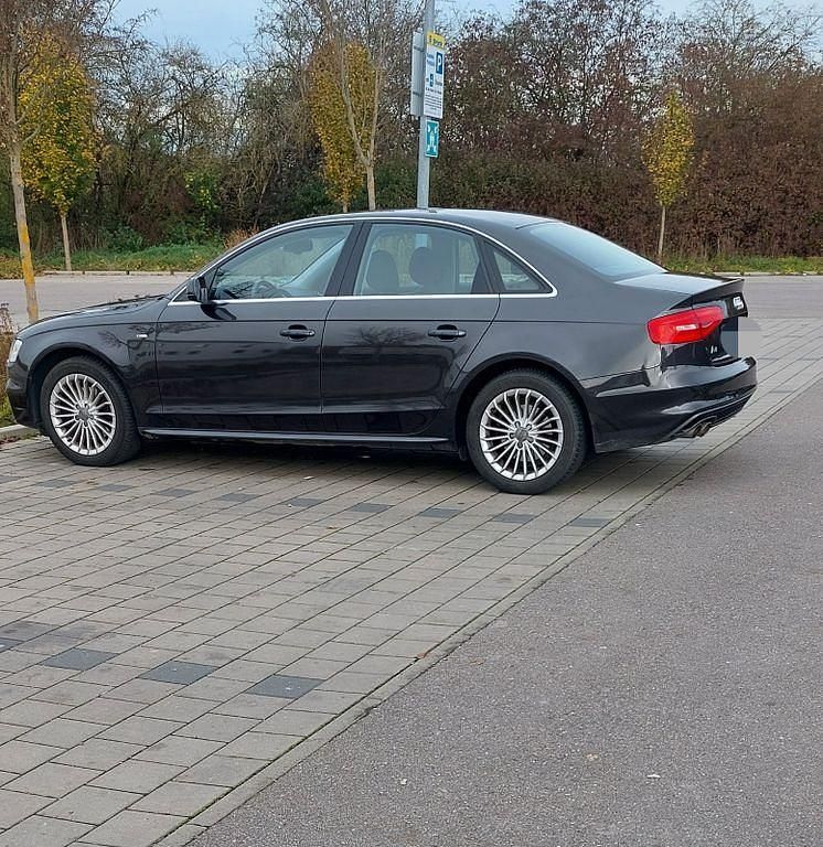 Schwarz Gebraucht 2017 Audi A4 S-Line Limousine | 12.800 € (Guter Preis) - Bild 1/4