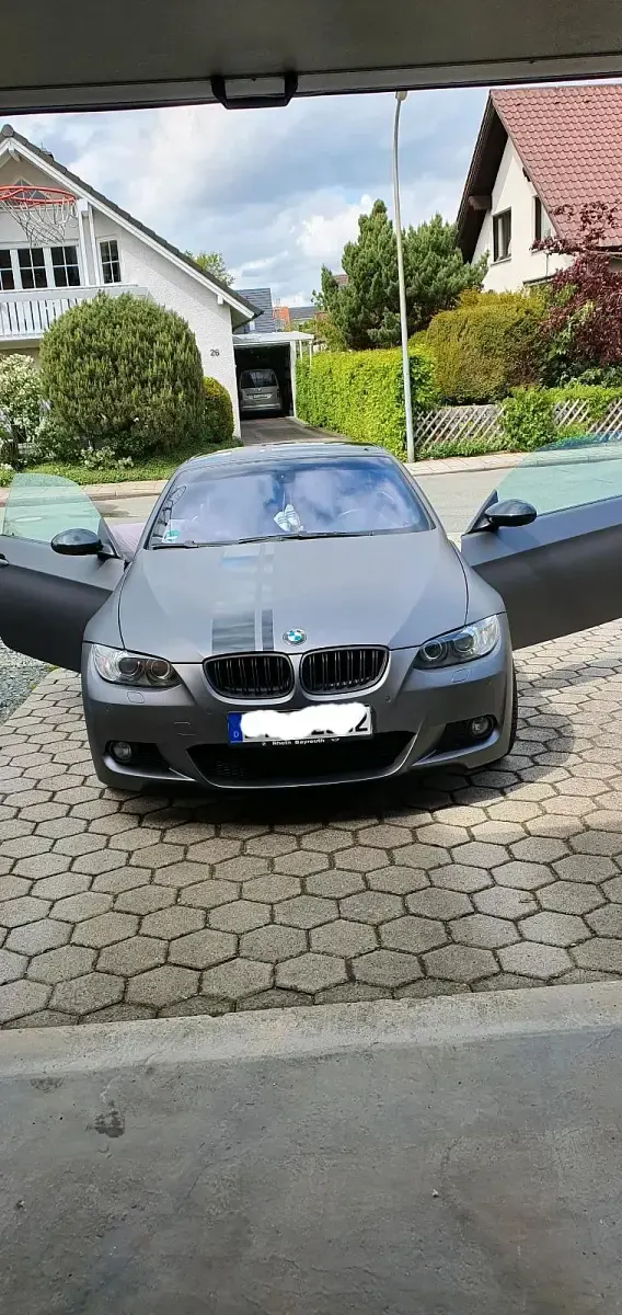 Gebraucht BMW 335 Cabriolet 306 PS (225 kW) 2008 Grau Cabrio