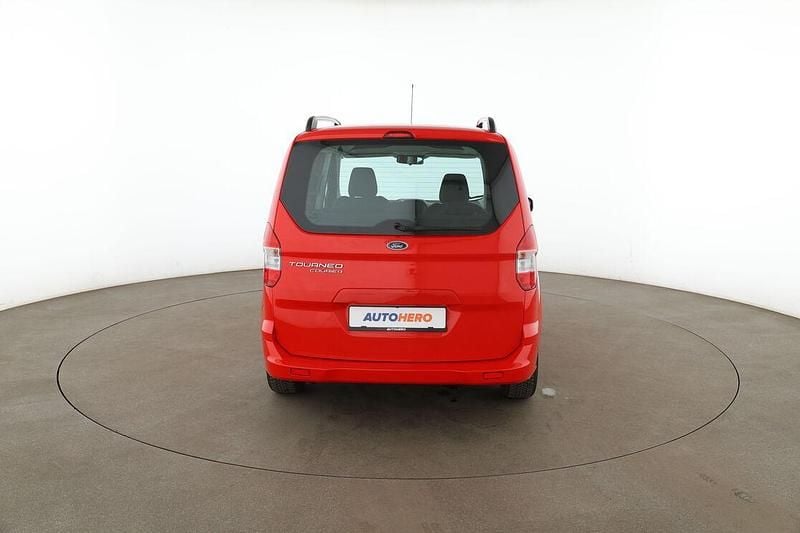 Gebraucht Ford Tourneo Trend 101 PS (74 kW) 2019 Rot Van / Kleinbus