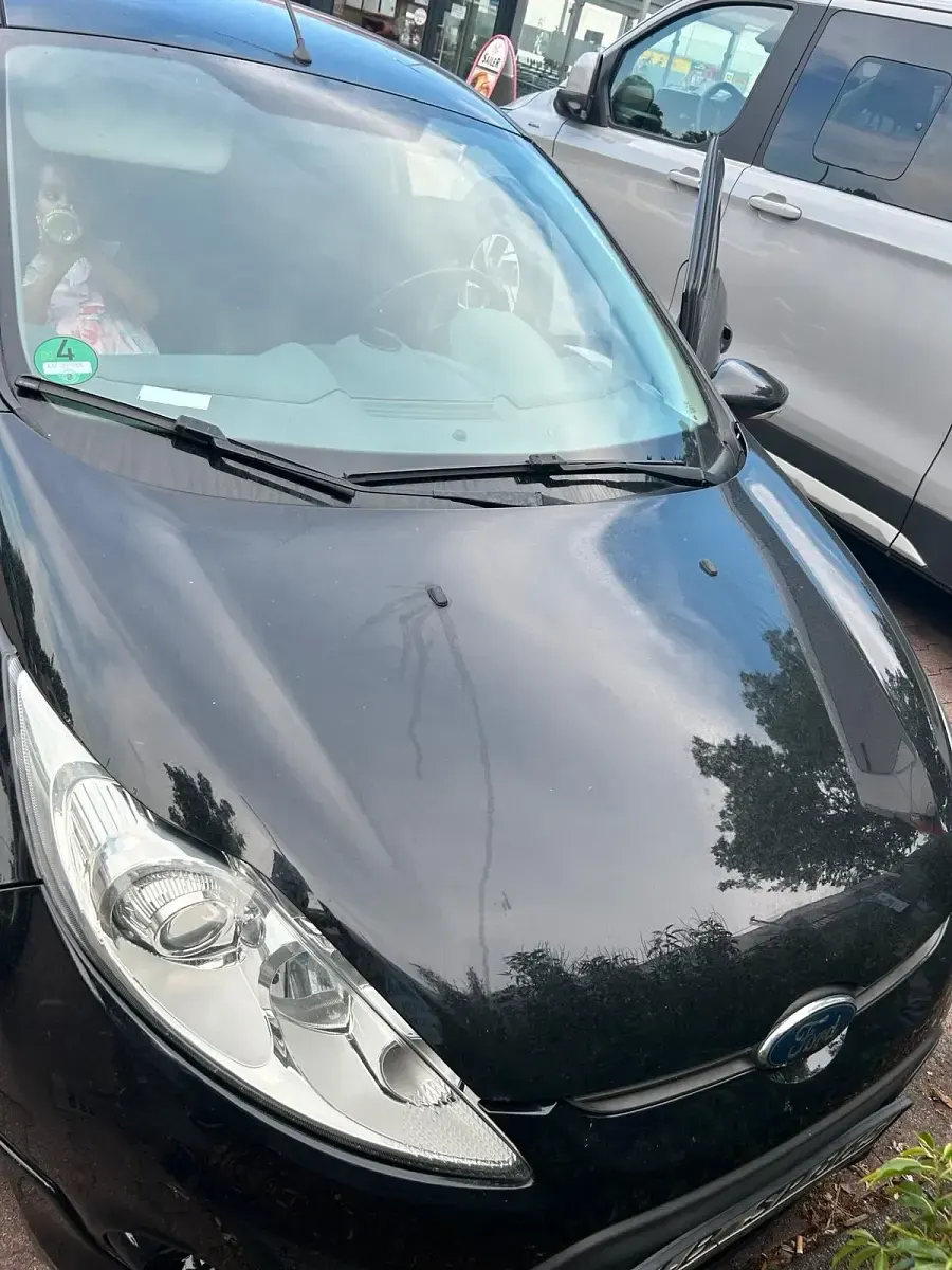 Gebraucht Ford Fiesta 140 PS (102 kW) 2011 Schwarz Kleinwagen