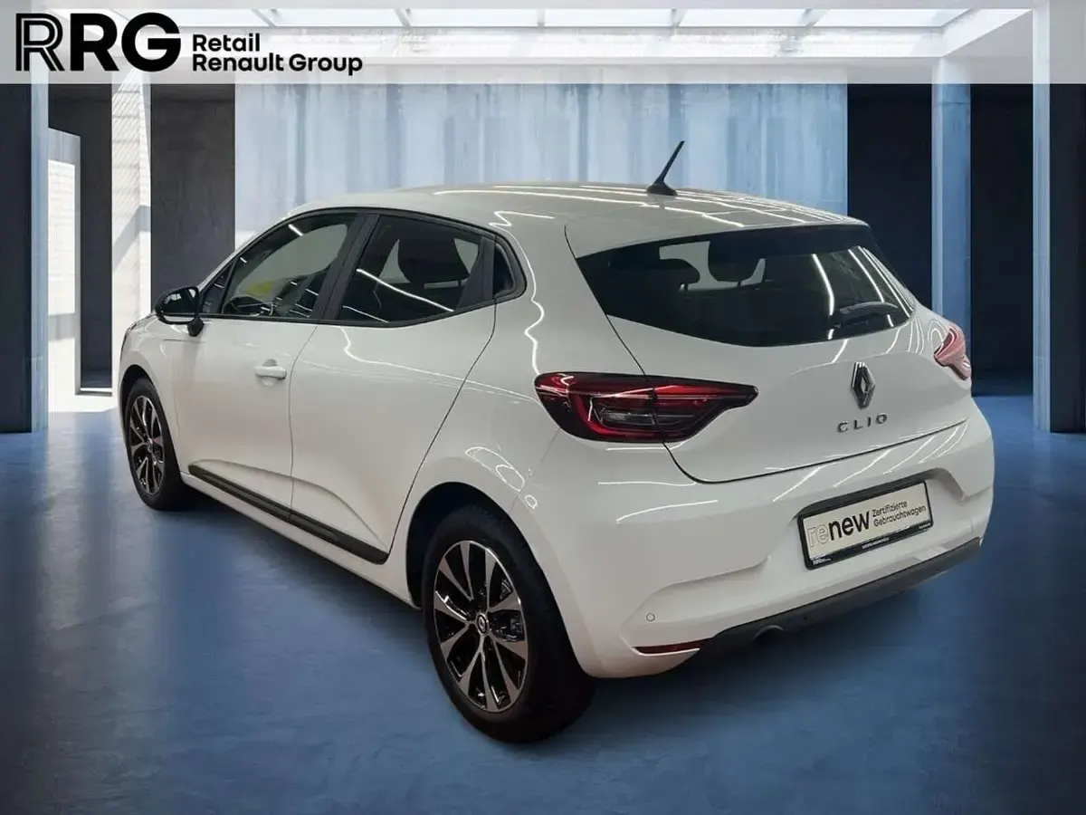 Gebraucht Renault Clio V Equilibre 91 PS (66 kW) 2022 Gletscherweiss Kleinwagen