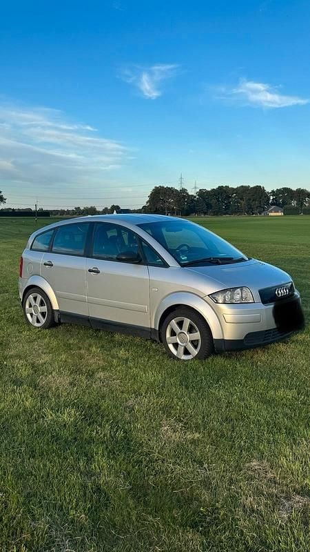 Gebraucht Audi A2 75 PS (55 kW) 2001 Silber Kleinwagen