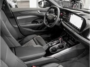 Neu Audi A6 Edition .1 204 PS (150 kW) 2025 Grau (daytonagrau perleffekt) Kombi