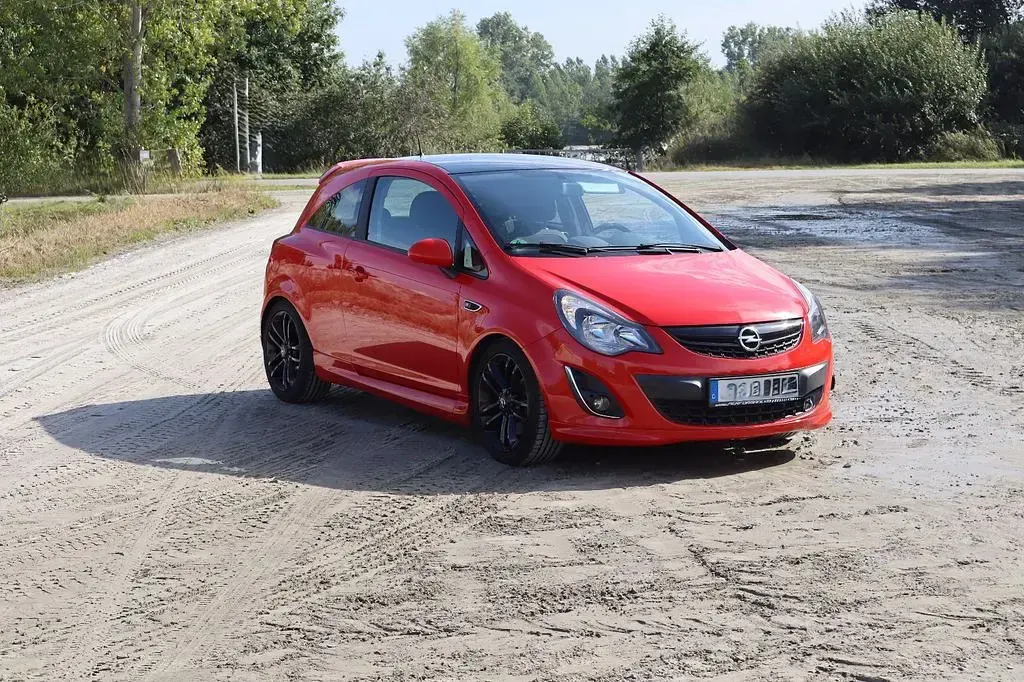 Gebraucht Opel Corsa OPC 150 PS (110 kW) 2011 Rot Kleinwagen