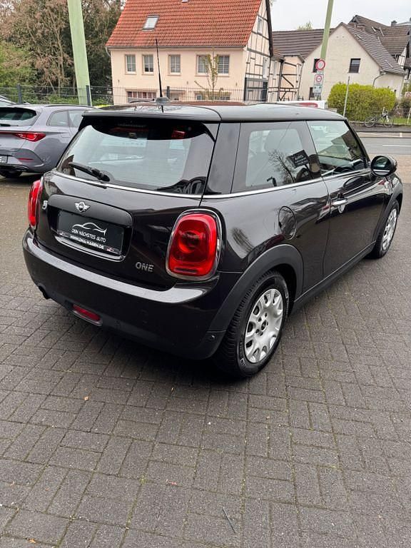 Second-hand Mini ONE 102 CP (75 kW) 2016 Negru Hatchback