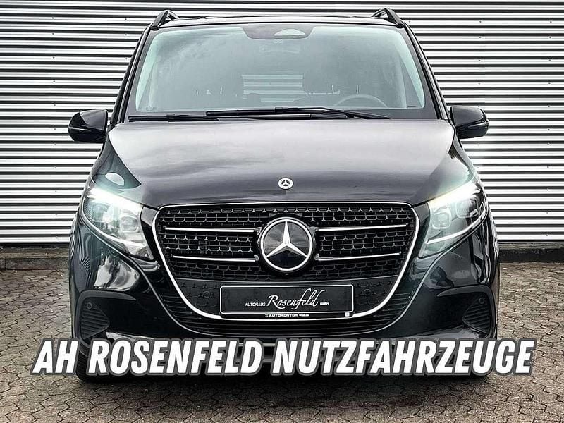 Gebraucht Mercedes V300 237 PS (174 kW) 2025 Mb9197 obsidianschwarzmetallic Van / Kleinbus