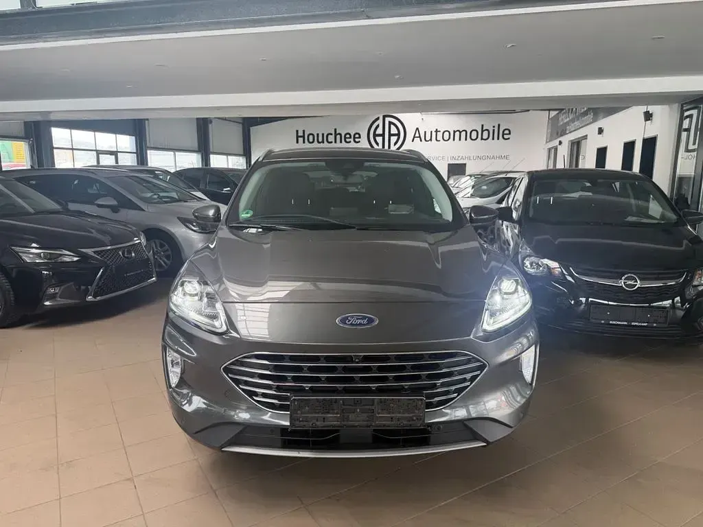 Usado Ford Kuga Titanium X 190 HP (139 kW) 2023 Cinzento SUV
