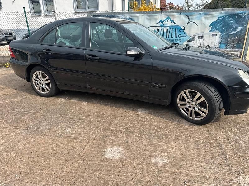 Gebraucht Mercedes C180 184 PS (135 kW) 2005 Schwarz Limousine