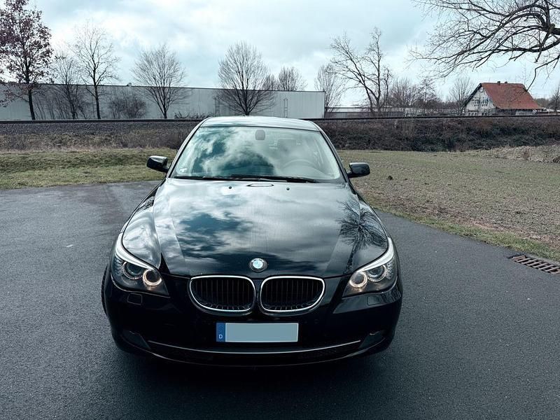 Gebraucht BMW 520 177 PS (130 kW) 2008 Schwarz Limousine