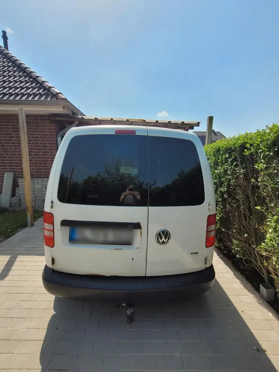 Gebraucht VW Caddy 85 PS (62 kW) 2013 Weiß Van / Kleinbus