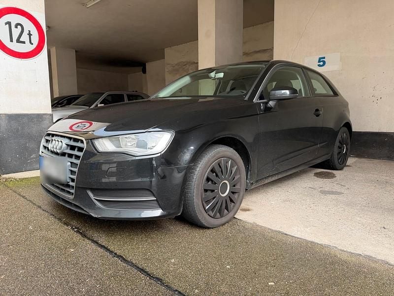 Gebraucht Audi A3 110 PS (80 kW) 2015 Schwarz Kleinwagen