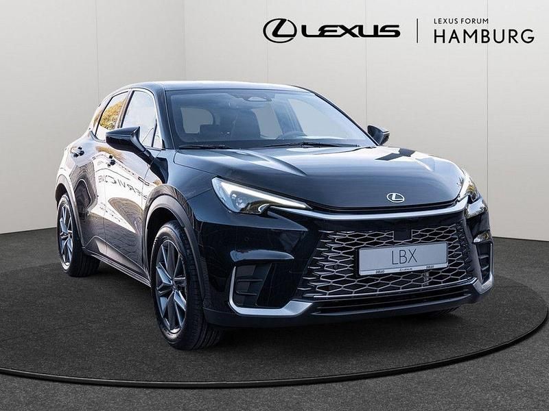 Neu Lexus LBX 136 PS (100 kW) 2026 Schwarz SUV