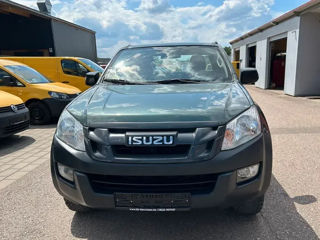 Gebraucht Isuzu D-Max 163 PS (119 kW) 2015 Grün SUV