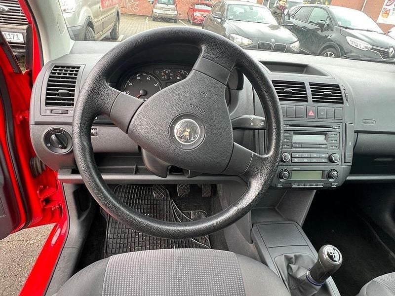 Gebraucht VW Polo Comfortline 64 PS (47 kW) 2006 Rot Kleinwagen