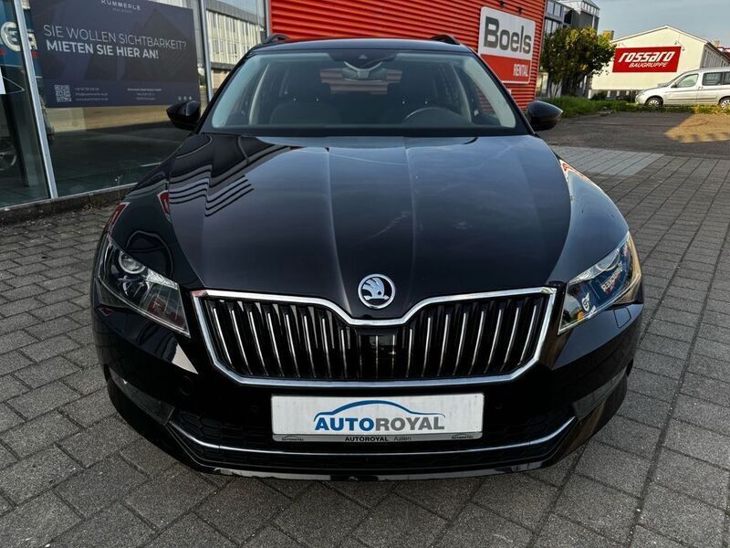 Schwarz Gebraucht 2018 Skoda Superb Ambition Kombi | 16.700 € (Fairer Preis) - Bild 1/4