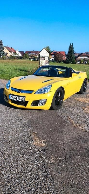 Gelb Gebraucht 2008 Opel GT Cabrio | 18.900 € (Teuer) - Bild 1/4