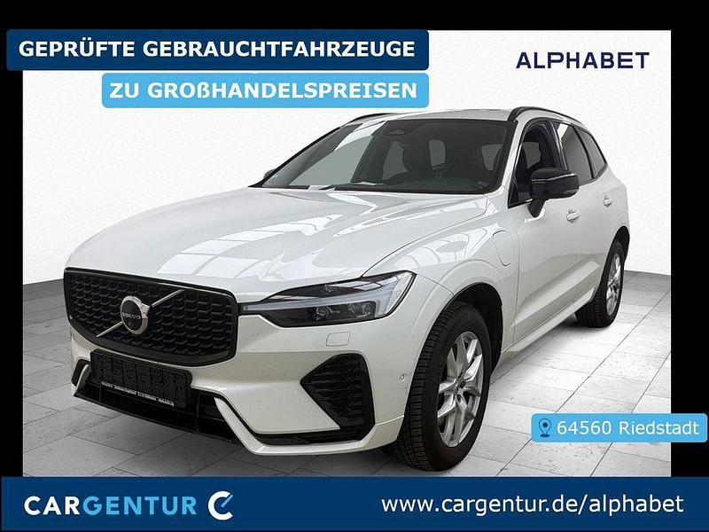 Crystal weißperleffekt Gebraucht 2022 Volvo XC60 R-Design SUV | 34.990 € (Guter Preis) - Bild 1/2