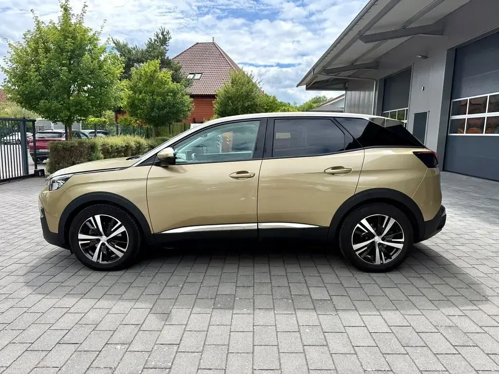 Gebraucht Peugeot 3008 Allure 150 PS (110 kW) 2018 Pyrite SUV