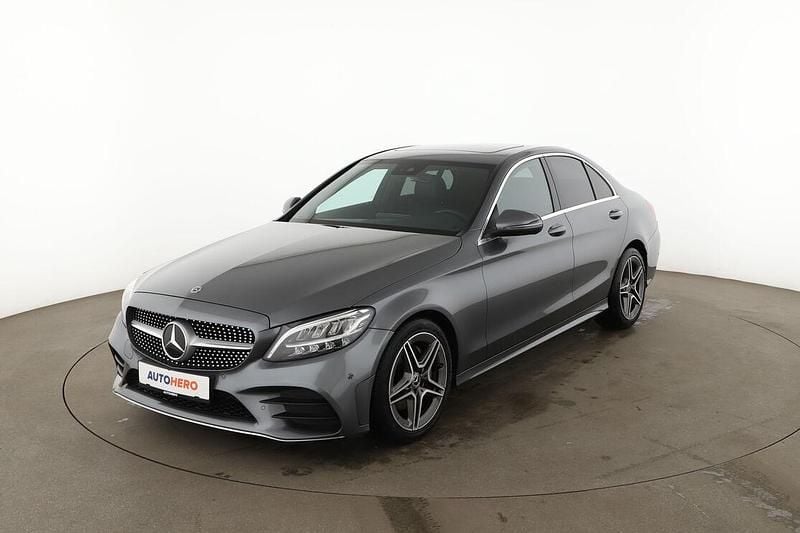 Gebraucht Mercedes C220 AMG line 194 PS (142 kW) 2020 Limousine