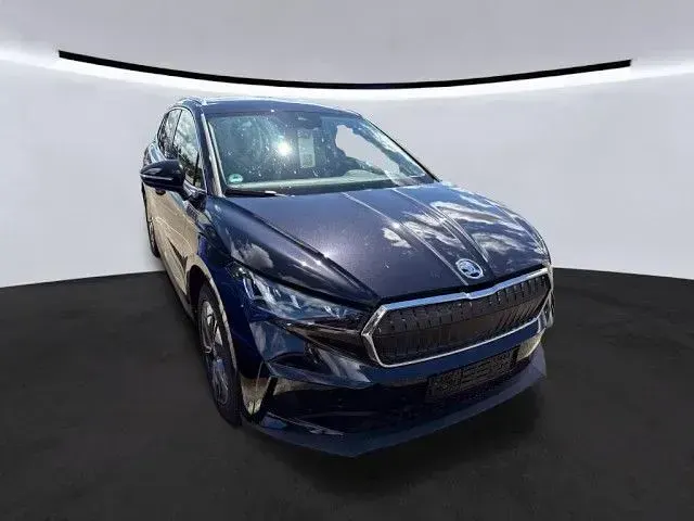 Gebraucht Skoda Enyaq iV Loft 210 kW (286 PS) 2025 Schwarz SUV