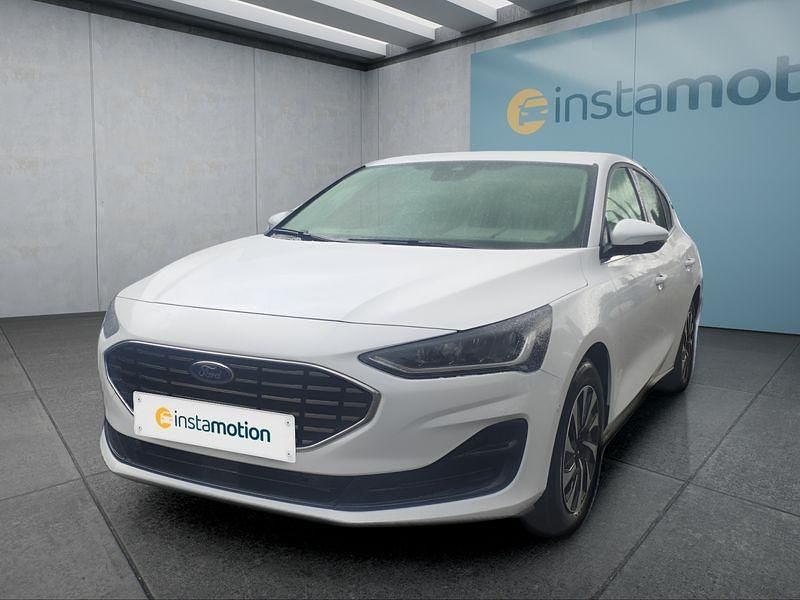 Gebraucht Ford Focus Titanium 125 PS (91 kW) 2024 Weiß Limousine