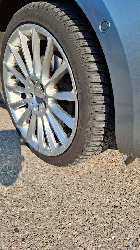 Gebraucht Skoda Superb Elegance 160 PS (117 kW) 2012 Grau Limousine