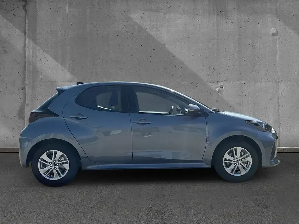 Neu Mazda 2 Prime-Line 116 PS (85 kW) 2026 Grau Kleinwagen