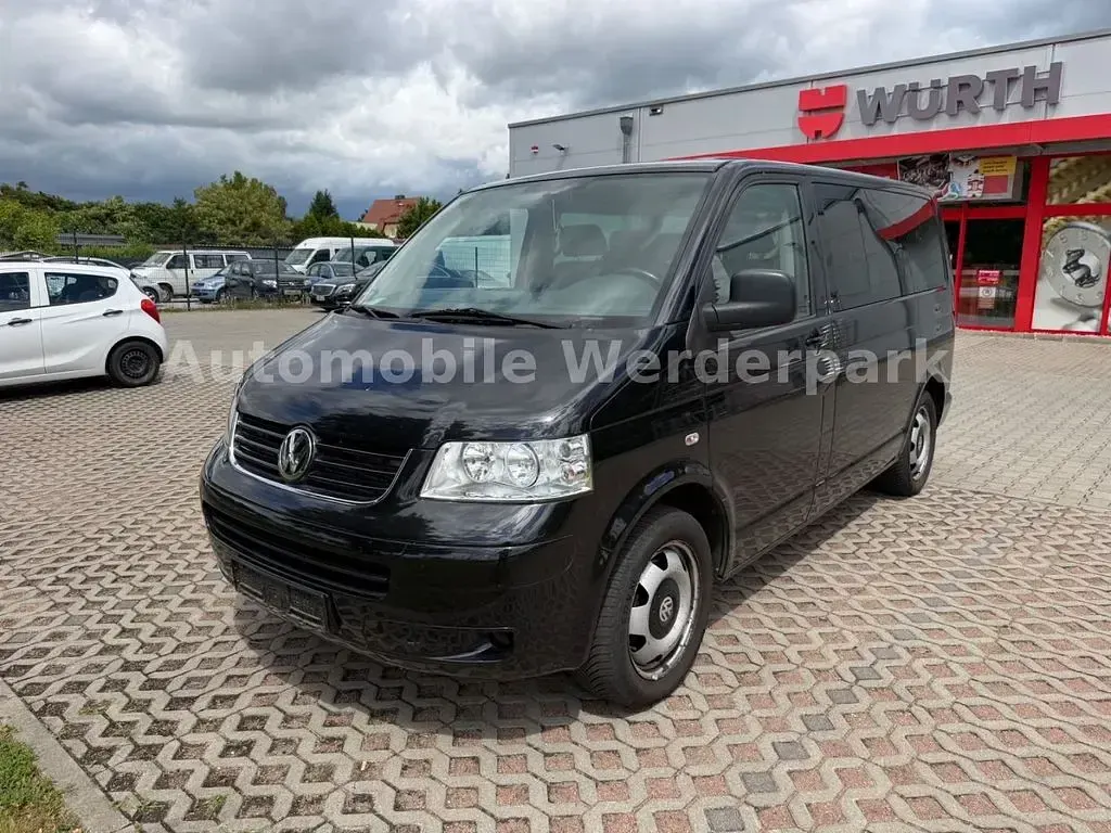 Gebraucht VW Caravelle Comfortline 131 PS (96 kW) 2009 Schwarz Van