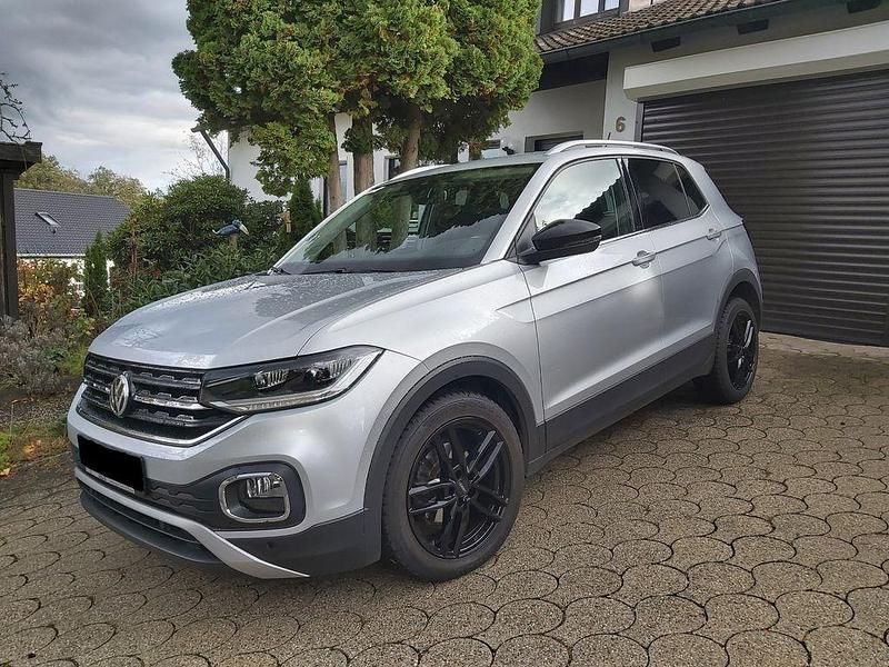 Silber Gebraucht 2020 VW T-Cross Style SUV | 16.400 € (Guter Preis) - Bild 1/4