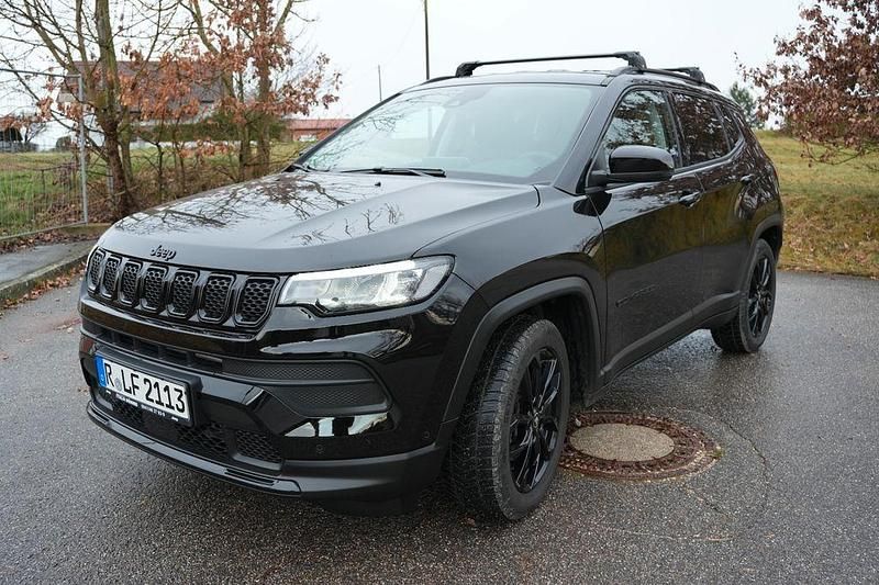 Gebraucht Jeep Compass Night Eagle 131 PS (96 kW) 2022 Schwarz SUV