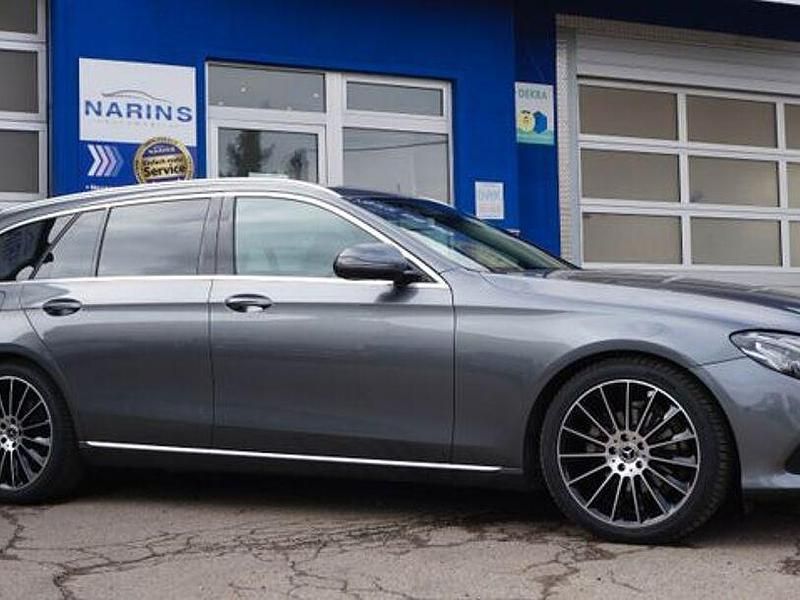 Second-hand Mercedes E200 184 CP (135 kW) 2019 Gri Break