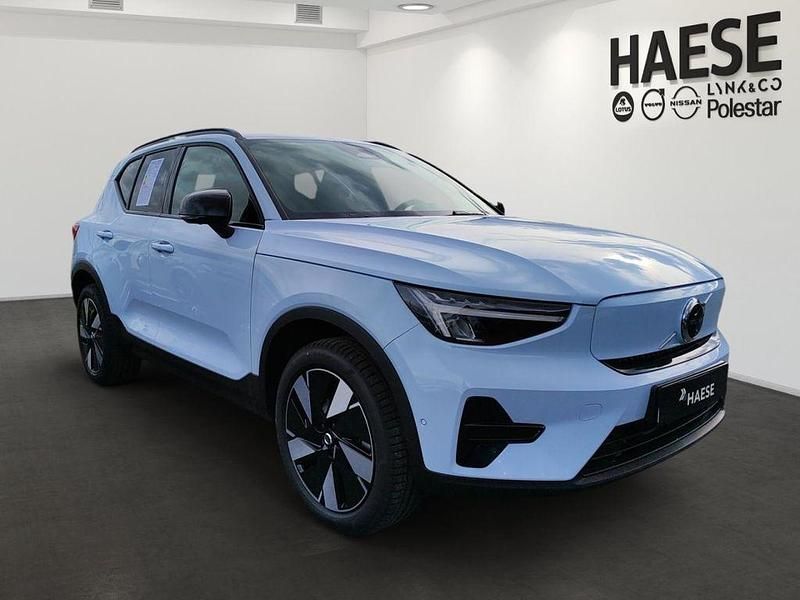 Neu Volvo EX40 Plus 175 kW (238 PS) 2026 Cloud blue, solid / solid SUV