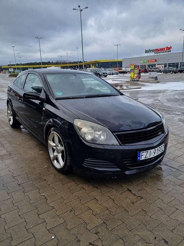 Gebraucht Opel Astra 125 PS (91 kW) 2005 Coupé