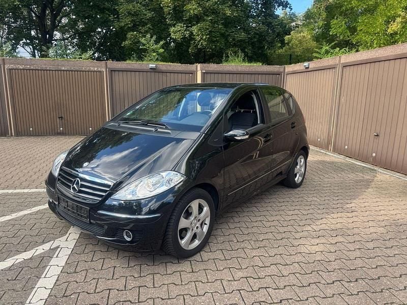 Schwarz Gebraucht 2005 Mercedes A170 Avantgarde Kleinwagen | 4.550 € (Guter Preis) - Bild 1/4