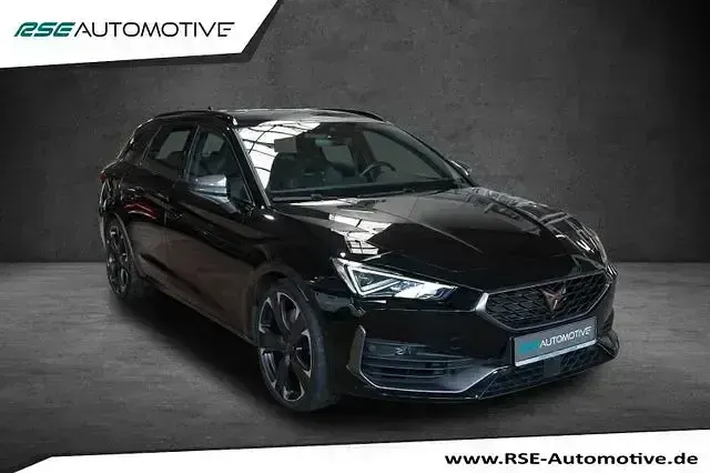 Używany Cupra Leon VZ 310 KM (228 kW) 2022 Czarny Sedan/Limuzyna