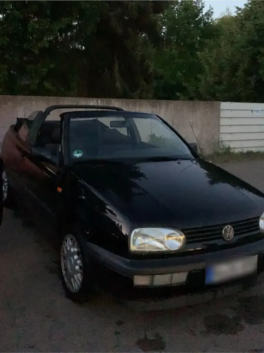 Gebraucht VW Golf Cabriolet 75 PS (55 kW) 1996 Schwarz Cabrio