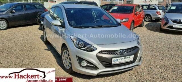Gebraucht Hyundai i30 99 PS (72 kW) 2014 Silber metallic Coupé