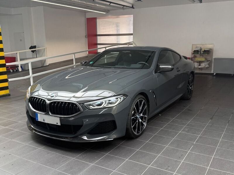 Grau Gebraucht 2020 BMW 840 M Sport Coupé | 62.900 € (Fairer Preis) - Bild 1/4