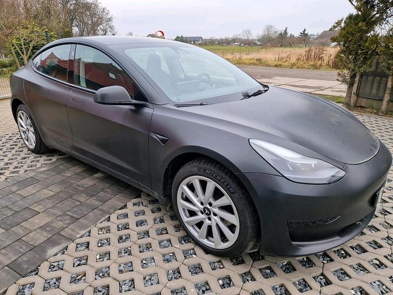 Gebraucht Tesla Model 3 RWD 208 kW (283 PS) 2023 Schwarz Limousine
