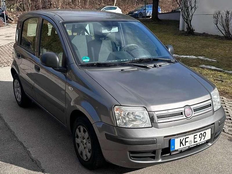 Gebraucht Fiat Panda 69 PS (50 kW) 2011 Grau Kleinwagen