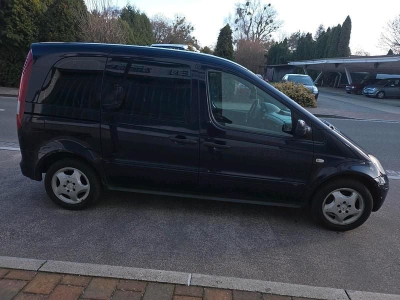 Gebraucht Mercedes Vaneo 102 PS (75 kW) 2005 Violet Van / Kleinbus