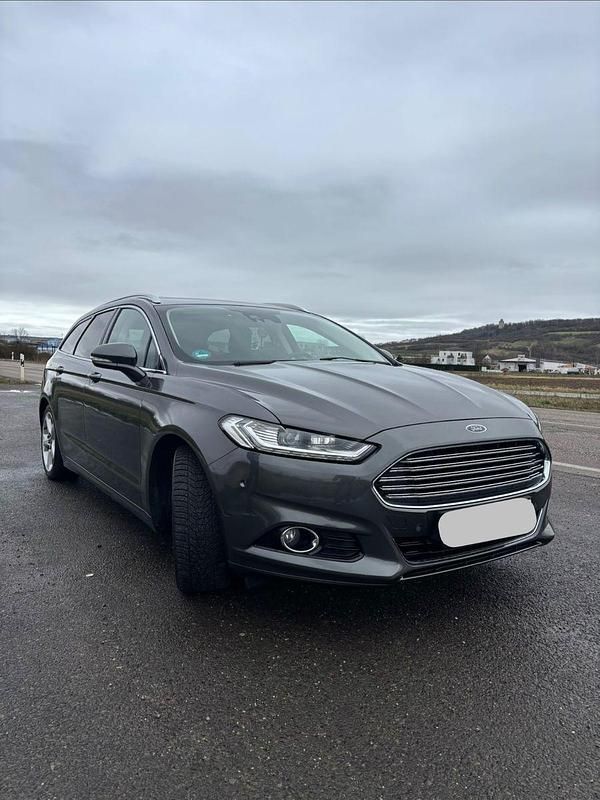Gebraucht Ford Mondeo 179 PS (131 kW) 2017 Grau Kombi