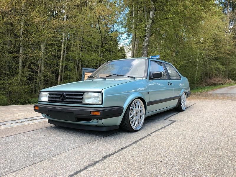 Grün Gebraucht 1990 VW Jetta Coupé | 15.000 € - Bild 1/2