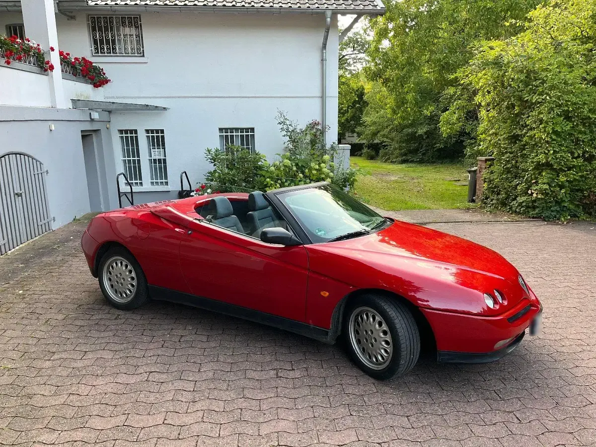 Gebraucht Alfa Romeo Spider 150 PS (110 kW) 1997 Rot Cabrio
