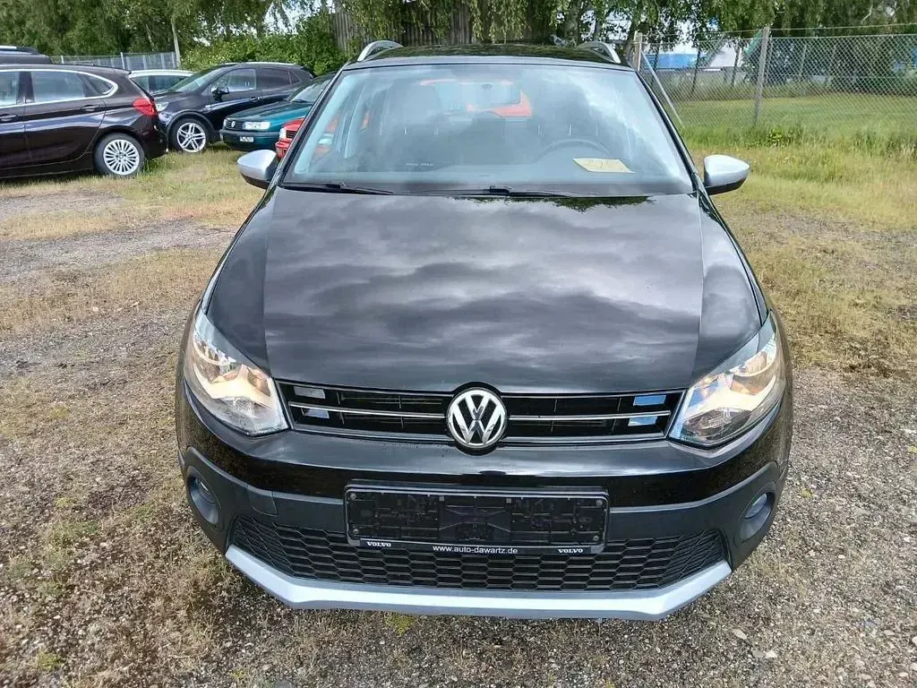 Gebraucht VW Polo Cross 105 PS (77 kW) 2014 Deep black perleffekt Kleinwagen