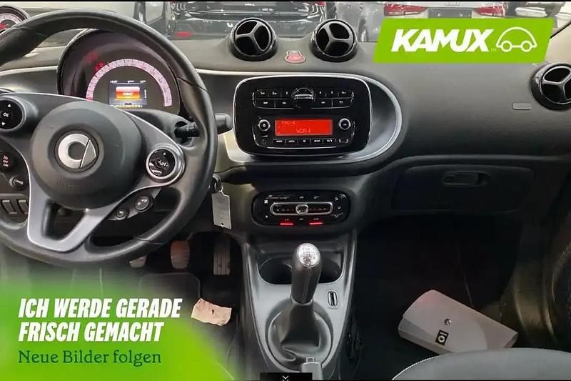 Gebraucht Smart ForFour 71 PS (52 kW) 2019 Schwarz Kleinwagen