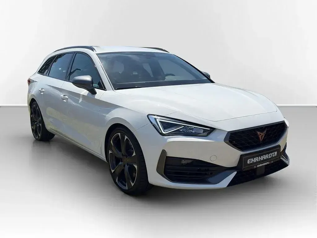 Gebraucht Cupra Leon VZ 310 PS (228 kW) 2024 Weiß Limousine